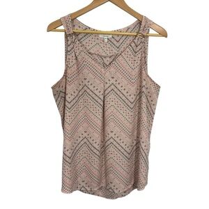 Maurices Sleeveless Blouse Top Womens L Light Pink Relaxed Fit V-Neck Boho EUC